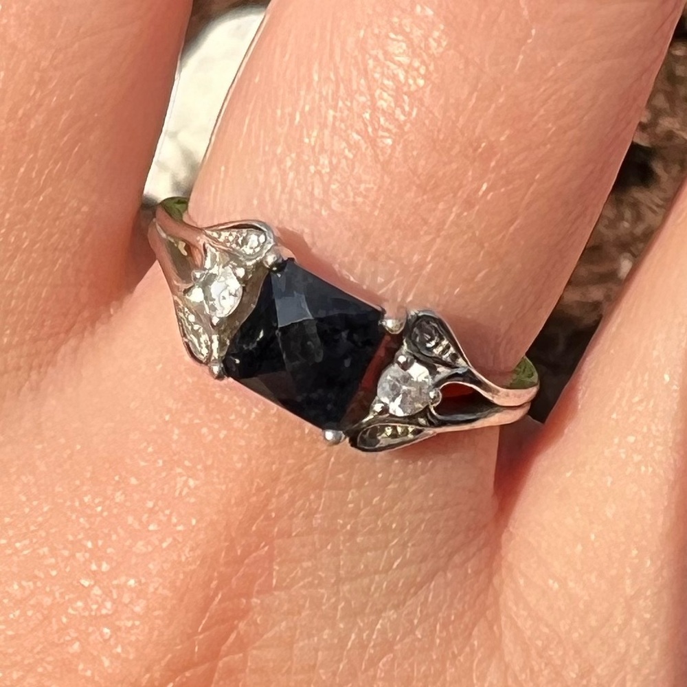 Sterling silver blue cushion cut size 8 925